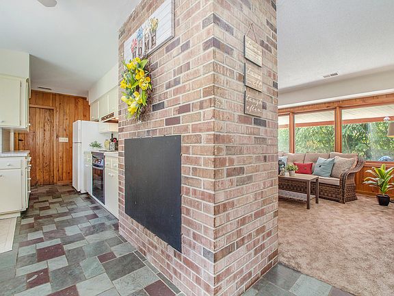 3rd image of 8576 Kephart Ln