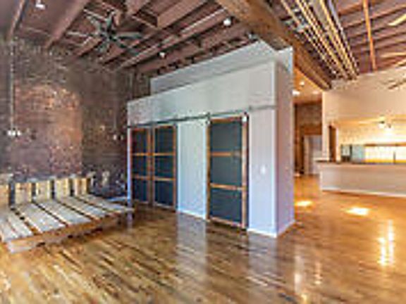 5th image of 133 Salem Ave SW #200