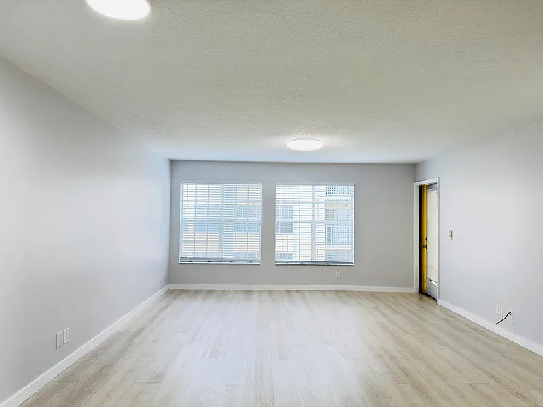 6323 La Costa Dr #H — Photo 10