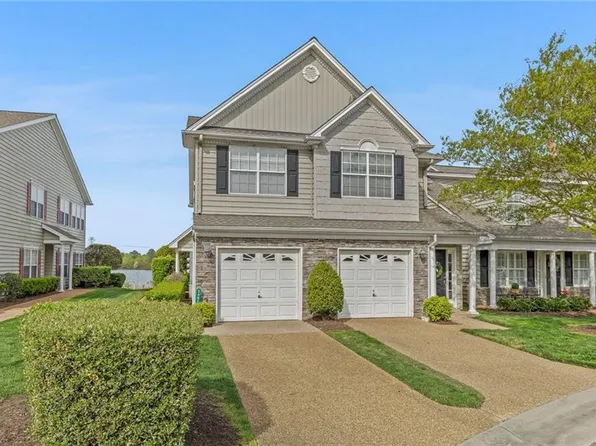 2401 Waters Edge Ln, Suffolk, VA 23435