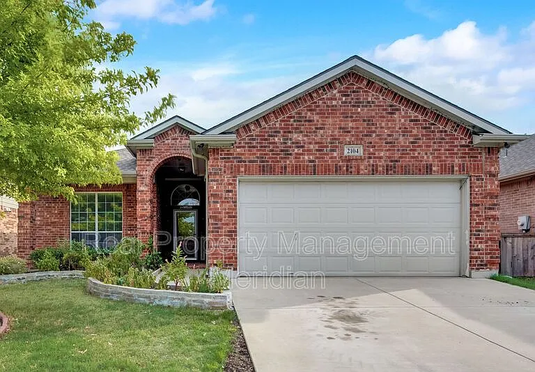 2104 Carlotta Dr — Photo 1