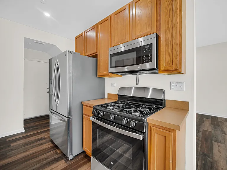 191 Willoughby Ct #A — Photo 10