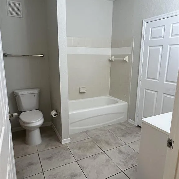 5957 Westgate Dr #1912 — Photo 16