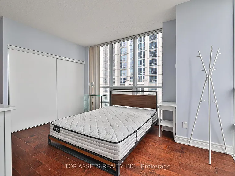 761 Bay St #3102 — Photo 31