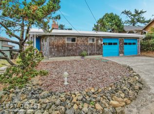 1718 NW Jones Ct, Waldport, OR 97394