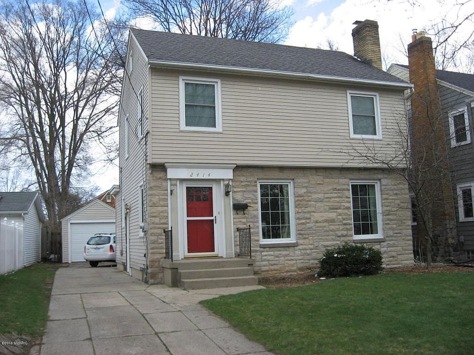 1st image of 2414 College Ave SE