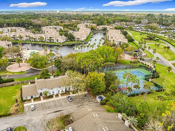 2nd image of 800 Boardwalk Dr APT 622