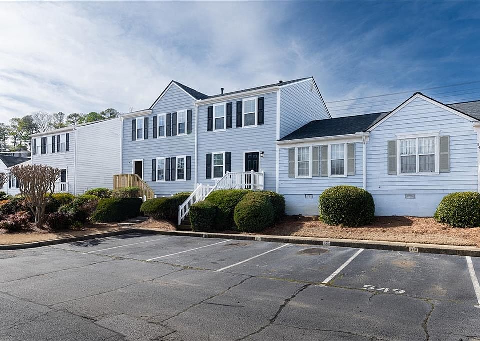 1st image of 547 Harbor Lake Ct