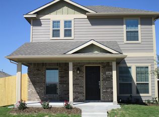 140 Maverick Ln, Forney, TX 75126