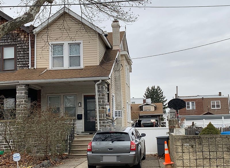 2nd image of 7516 Montour St