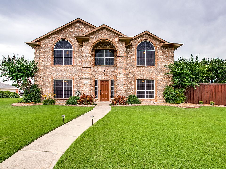 4807-springtree-ln-sachse-tx-High-Res-1.jpg