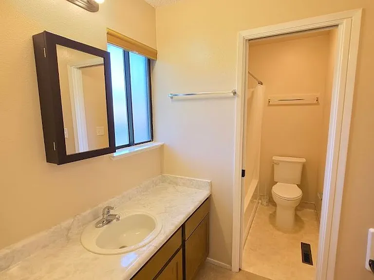 776 W Diagonal St #52 — Photo 21