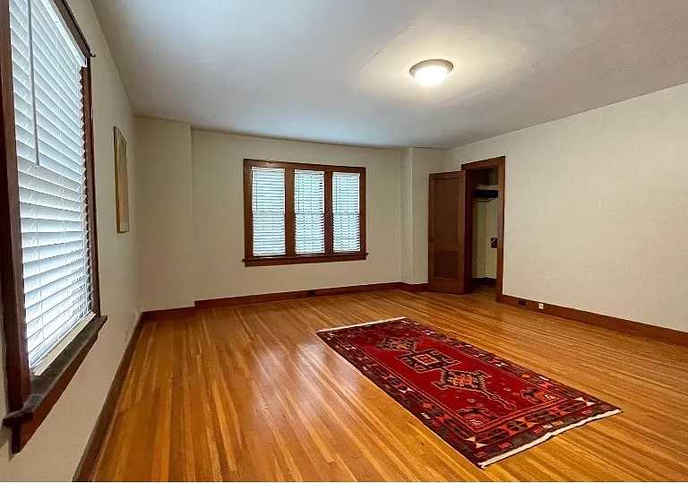 1114 N Carlos St — Photo 16