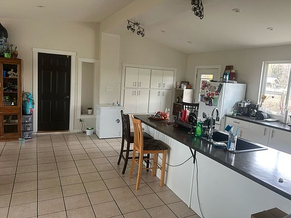 4th image of 3687 Redecopp Rd
