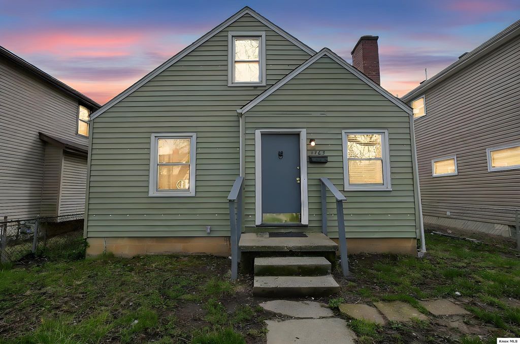 Real estate listing image