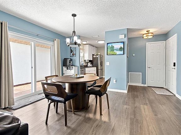 5th image of 1339 LAJOLLA CIRCLE