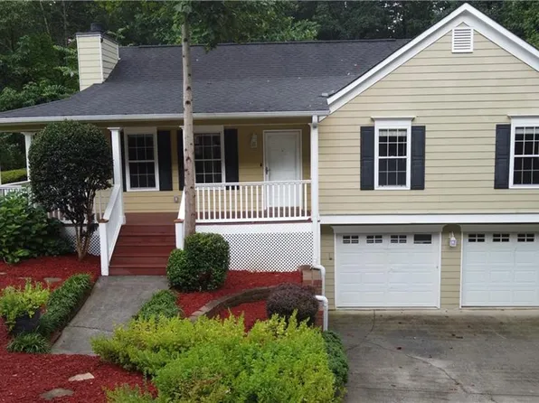 178 Seals Dr, Dallas, GA 30157