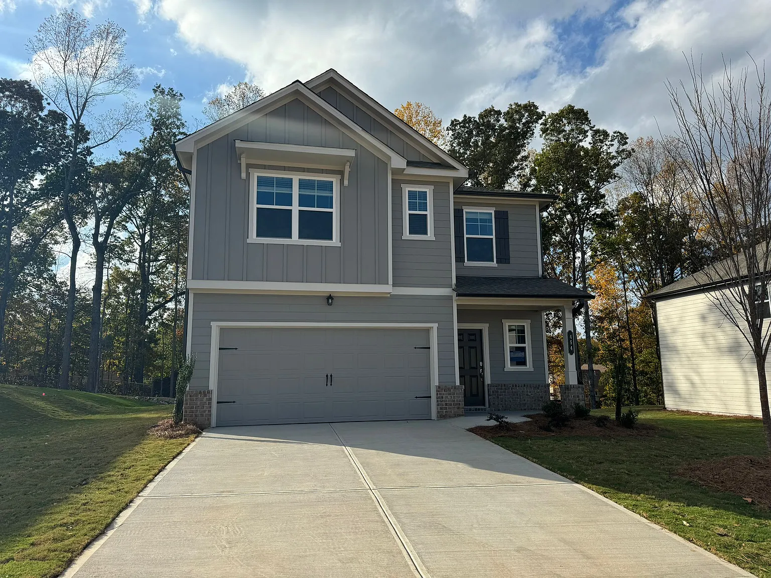 5 bed, 2177 sqft, $2,600 — Photo 4