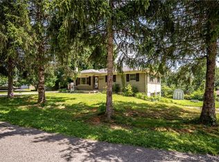 5007 Lakeview Dr, Floyds Knobs, IN 47119