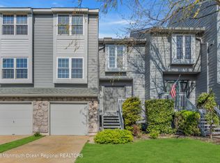 325 Sea Spray Ln, Neptune, NJ 07753