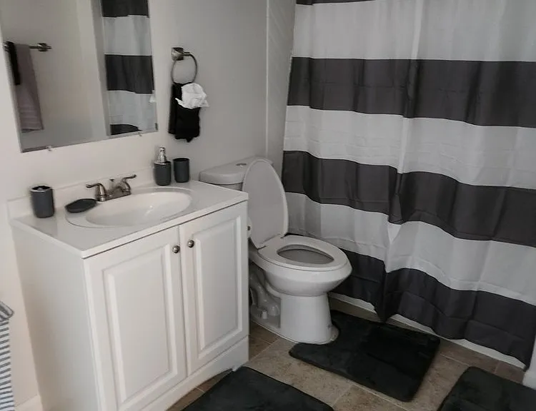 929 W Colonial Dr — Photo 4