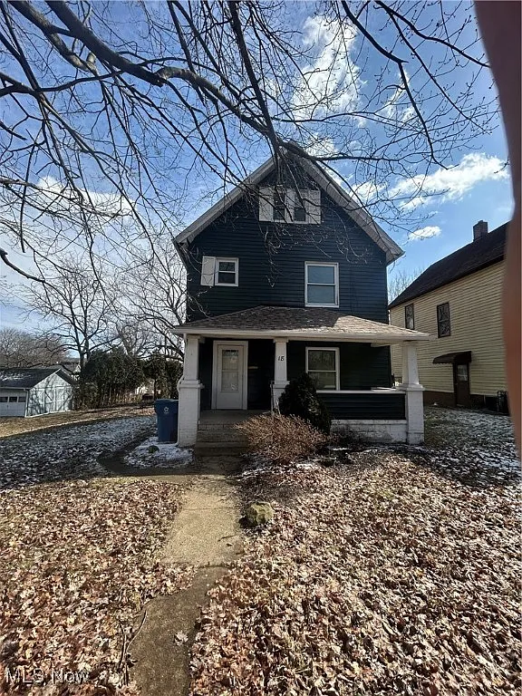 18 Hawthorne St photo 1