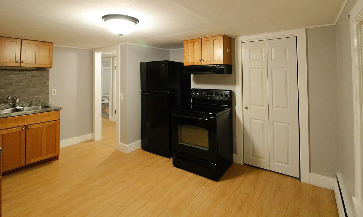 2 bed, 1.0 bath, 850 sqft, $2,000 — Photo 4