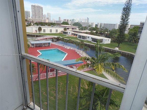3rd image of 2859 Leonard Dr APT G512