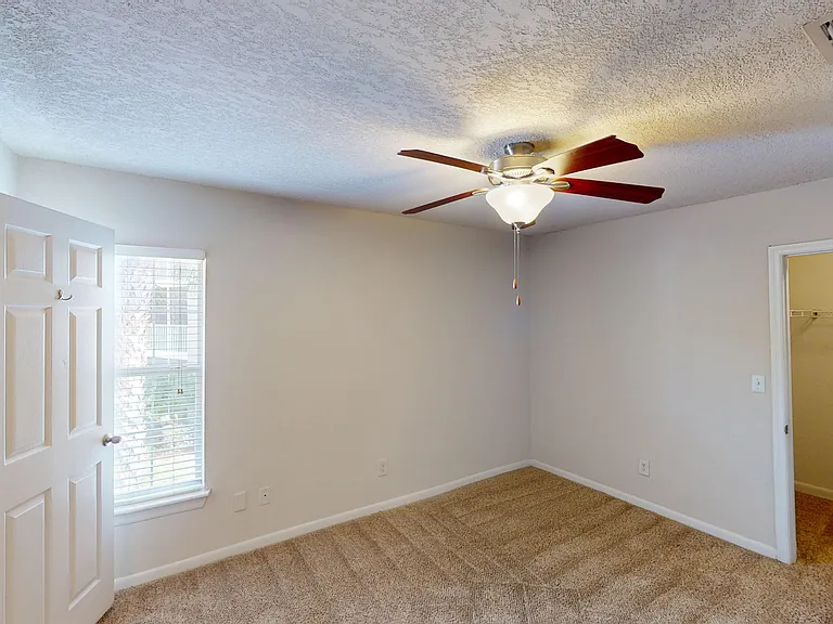 Altamira Place Apartment Homes — Photo 113