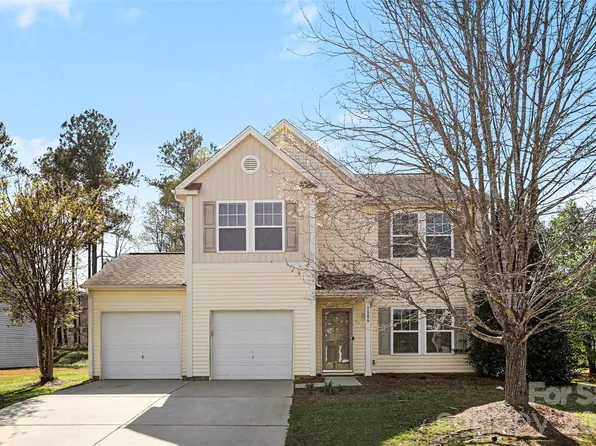 1806 Tradd Ave, Clover, SC 29710