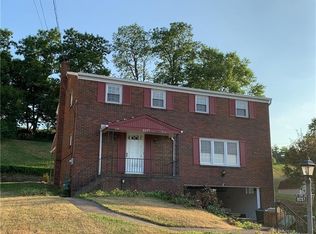 8037 Lawrence Dr, Bethel Park, PA 15102