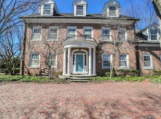 644 S County Line Rd, Hinsdale, IL 60521