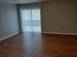 901 S Franklin Ave #122, Hastings, NE 68901