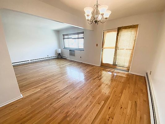 4th image of 25-11 35th St #2