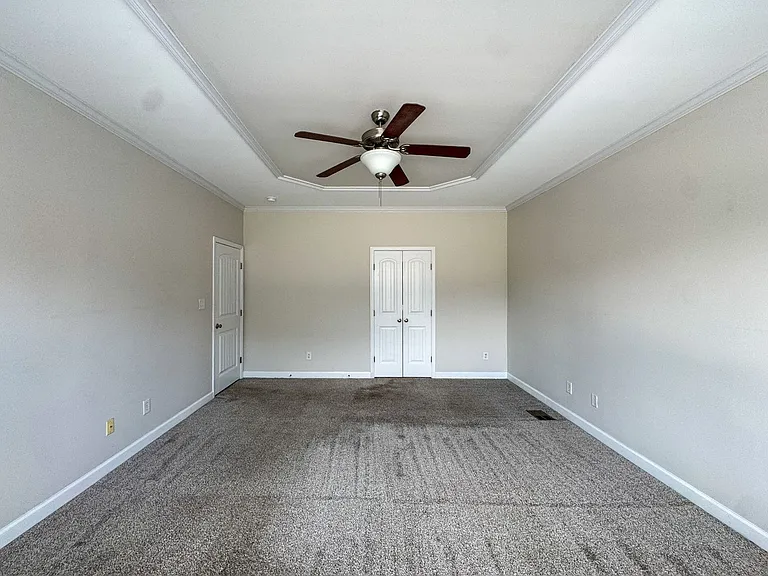 5905 Gentleman Dr — Photo 17