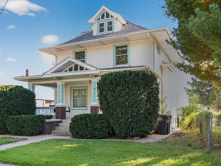 719 Pine St — Photo 31