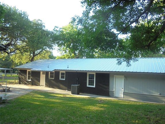 4th image of 266 County Road 1630