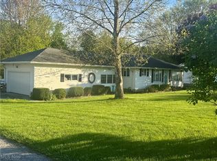 38100 Butternut Ridge Rd, North Ridgeville, OH 44039