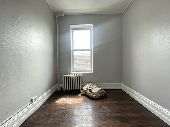 5th image of 90 Lake St #6E
