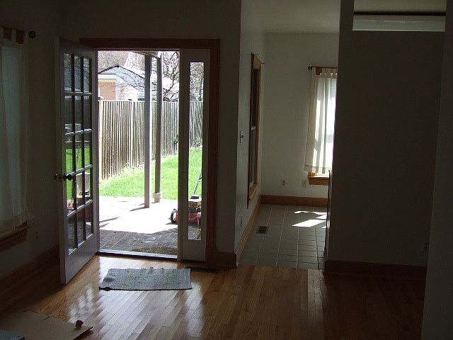 1st image of 103 E Howell Ave