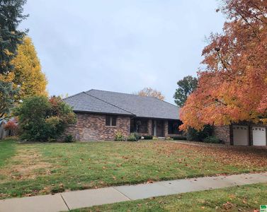 313 Regency Ct, South Sioux City, NE, 68776