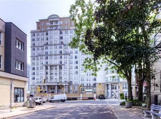 135 James St S #307, Hamilton, ON L8P 2Z6