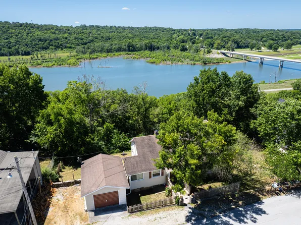 244 Jefferson Street, Forsyth, MO 65653