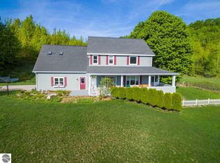 5888 E Hoxie Rd, Cedar, MI 49621