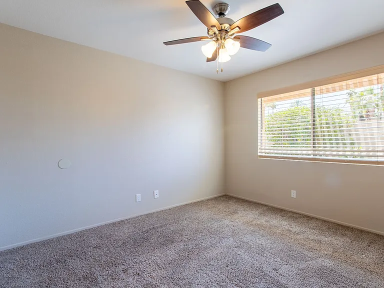 73820 Shadow Mountain Drive — Photo 34