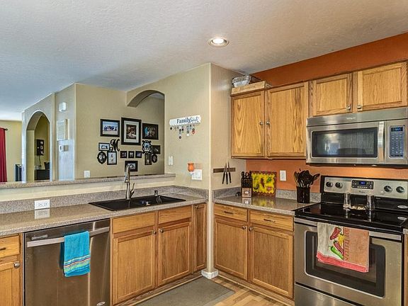 3rd image of 7016 W Cavalier Dr