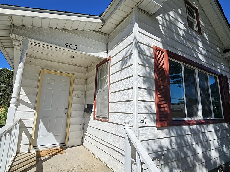 405 W Grimes Ave — Photo 15