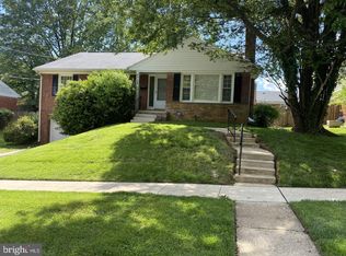 9702 Dameron Dr, Silver Spring, MD 20910