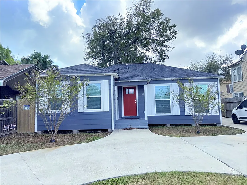 455 Louisiana Ave