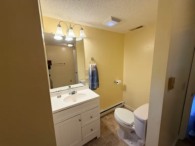 13564 S East Side Hwy — Photo 8
